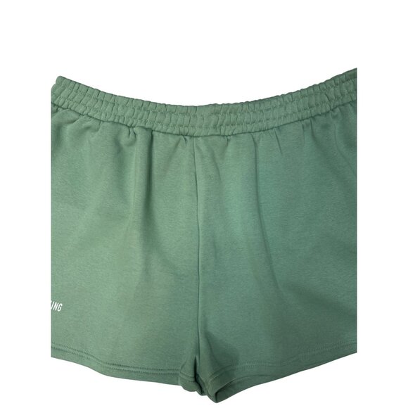 2/$30 NWT PrettyLittleThing Plus Size 14 Sage Green Pocket Sweat Shorts - Picture 5 of 14
